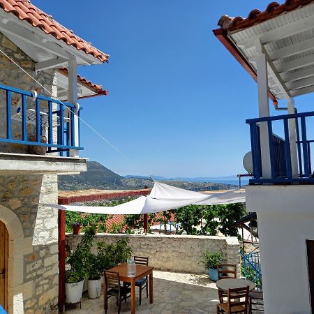 Amphora Guesthouse Himara Kültér fotó