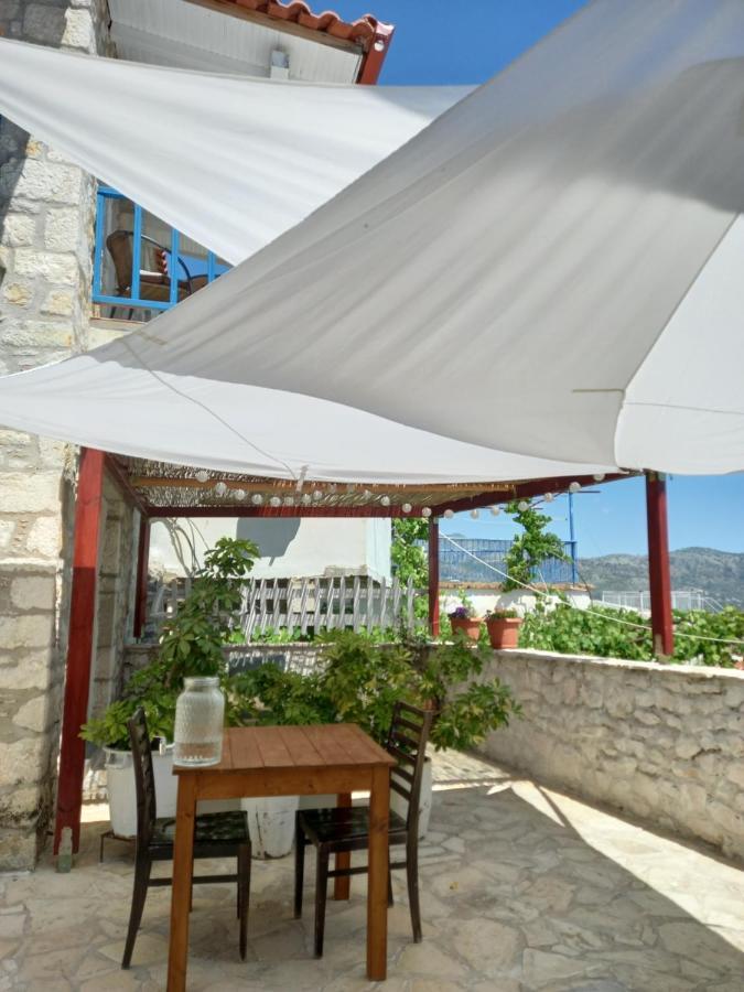 Amphora Guesthouse Himara Kültér fotó