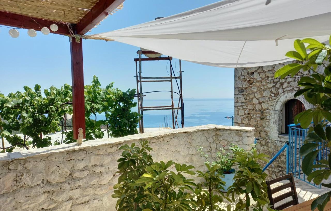 Amphora Guesthouse Himara Kültér fotó