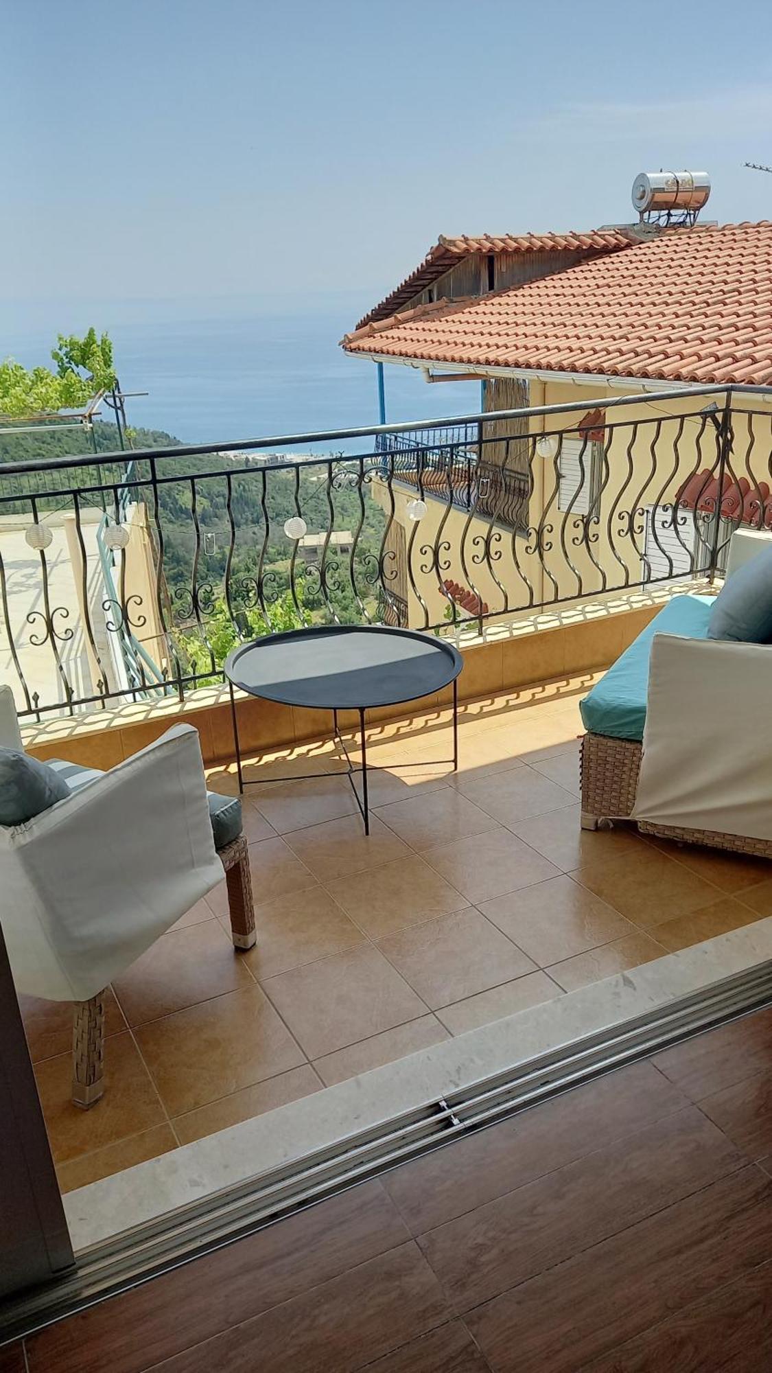 Amphora Guesthouse Himara Szoba fotó