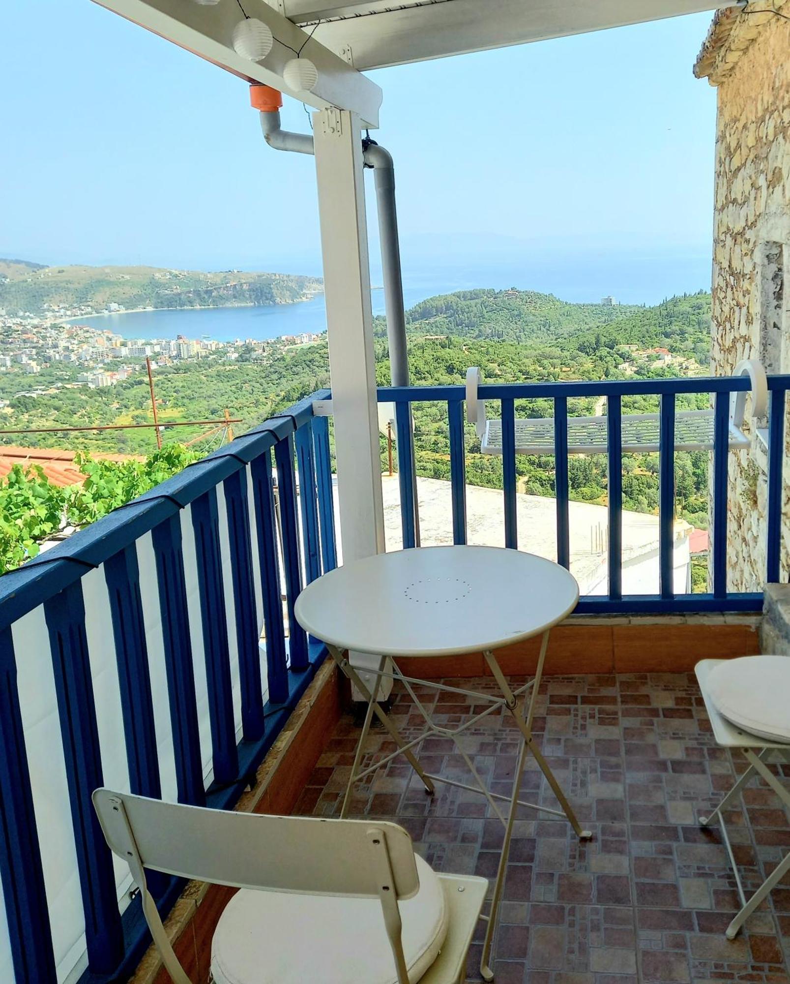 Amphora Guesthouse Himara Szoba fotó